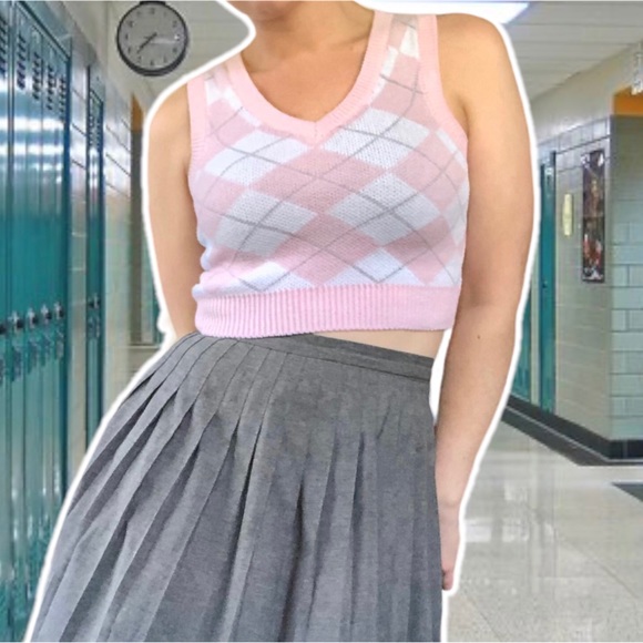 Hollister Sweaters - Pink and White Cropped Argyle Sweater Vest, Size XS